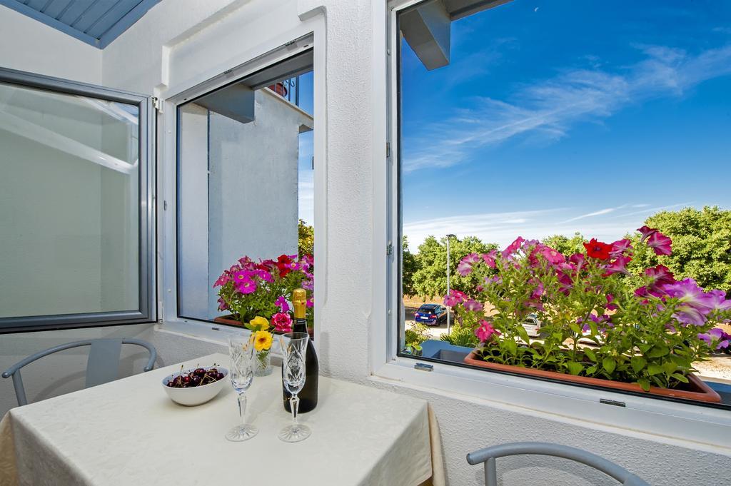 Apartment Centener Ровинь Экстерьер фото